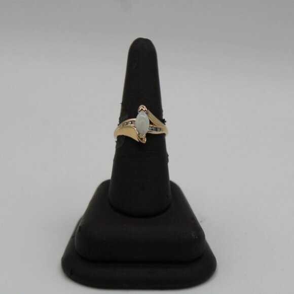 Vintage 14K Gold Marquise Opal Diamond Ring - Picture 1 of 3